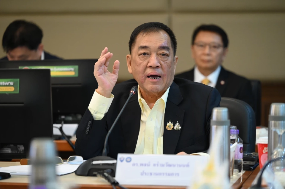 ดร.พจน์อร่ามวัฒนานนท์ ประธานกรรมการ หอการค้าไทยและสภาหอการค้าแห่งประเทศไทย