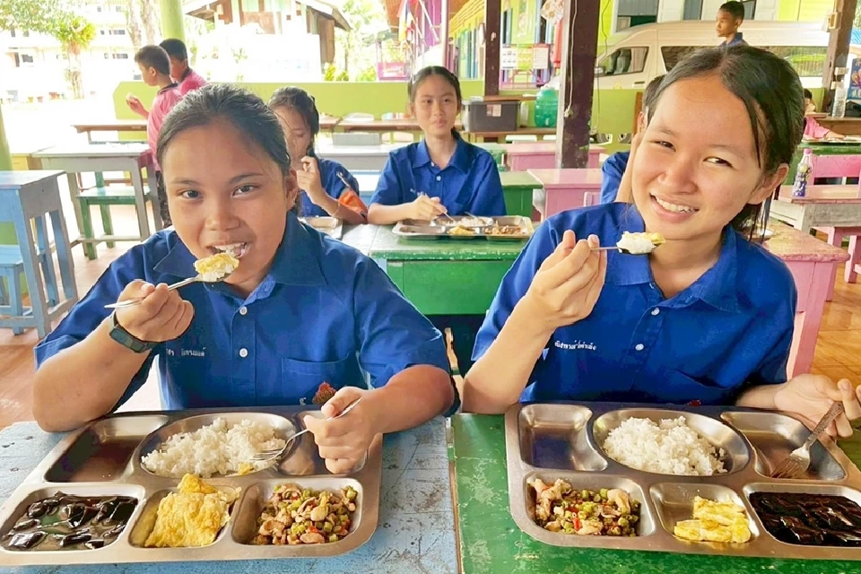 “ไข่จากมือเด็ก พลังใหม่สู่ชุมชน” ซีพีเอฟต่อยอดโครงการเลี้ยงไก่ไข่ร่วมสร้างความมั่นคงทางอาหาร