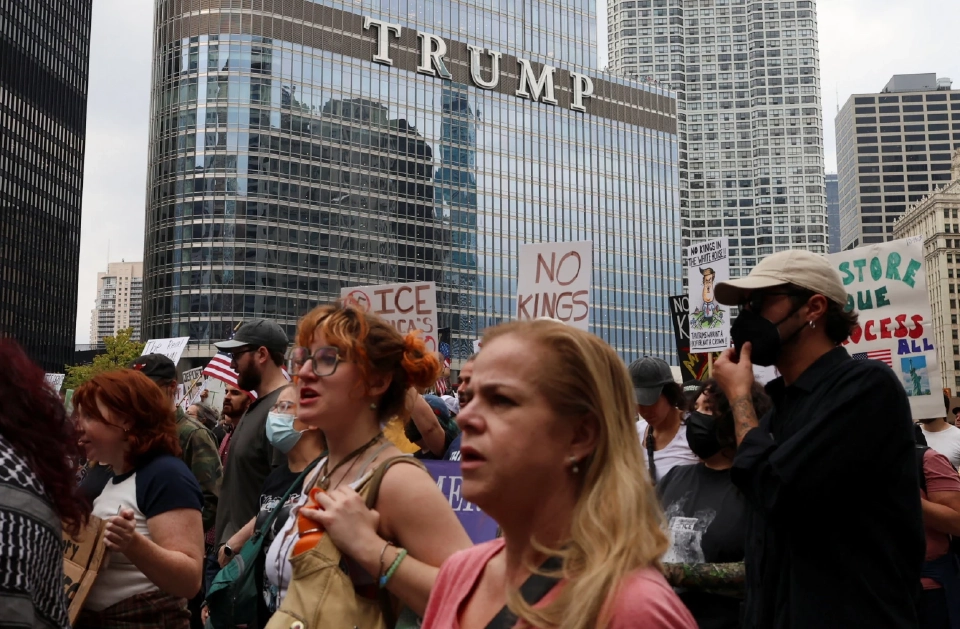 ชาวอเมริกันนับล้านร่วมชุมนุม 'No Kings' กล่าวหา 'ทรัมป์' เผด็จการ