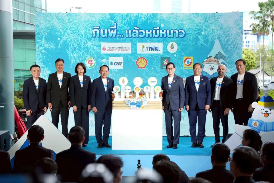 พลังงานผนึก กฟผ.-บิ๊กน้ำมัน ดันสินค้าชุมชนวางขายปั๊มทั่วประเทศ