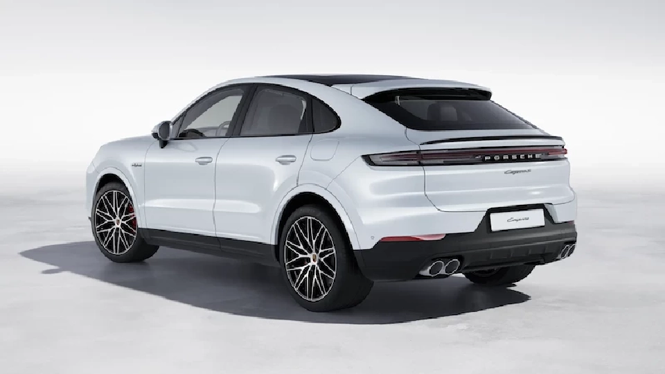 Porsche Cayenne S E-Hybrid Coupe รุ่นปรับโฉมปี 2026