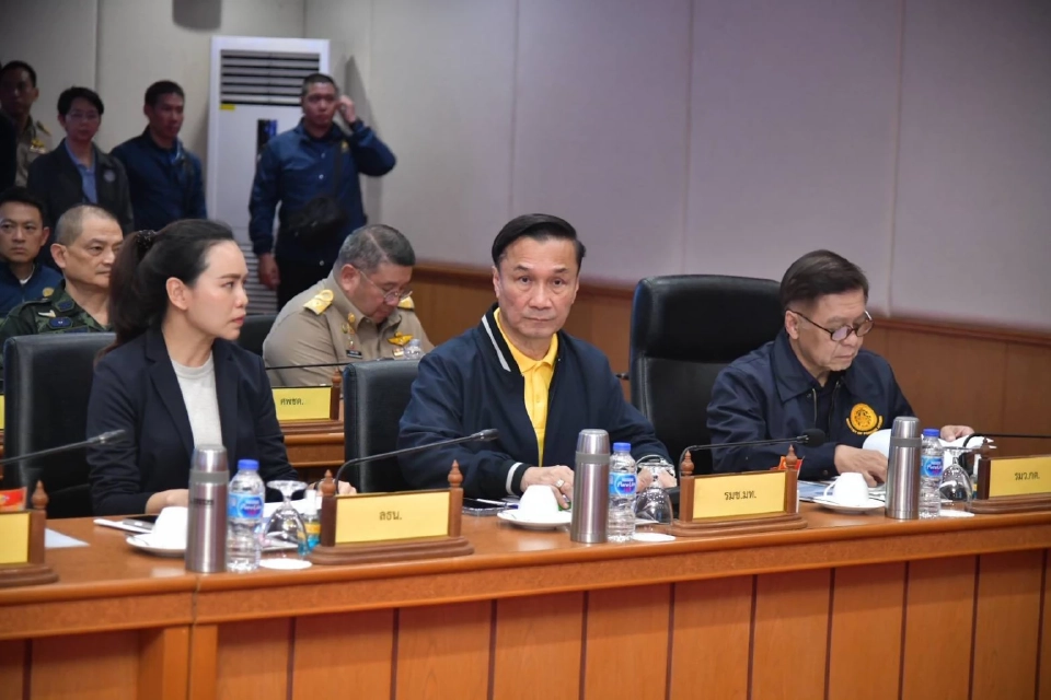 ‘อนุทิน’ ยกคณะถกหน่วยงานมั่นคง พร้อมสร้างอนาคตใหม่ชายแดนใต้