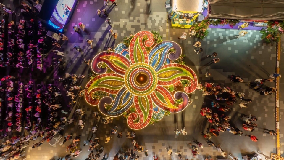 \'ไอคอนสยาม\' จัด \'เทศกาลดิวาลี 2025\' ยิ่งใหญ่ พลุริมเจ้าพระยาครั้งแรก