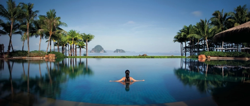 ภูเล เบย์ อะ ริทซ์-คาร์ลตัน รีเซิร์ฟ, กระบี่