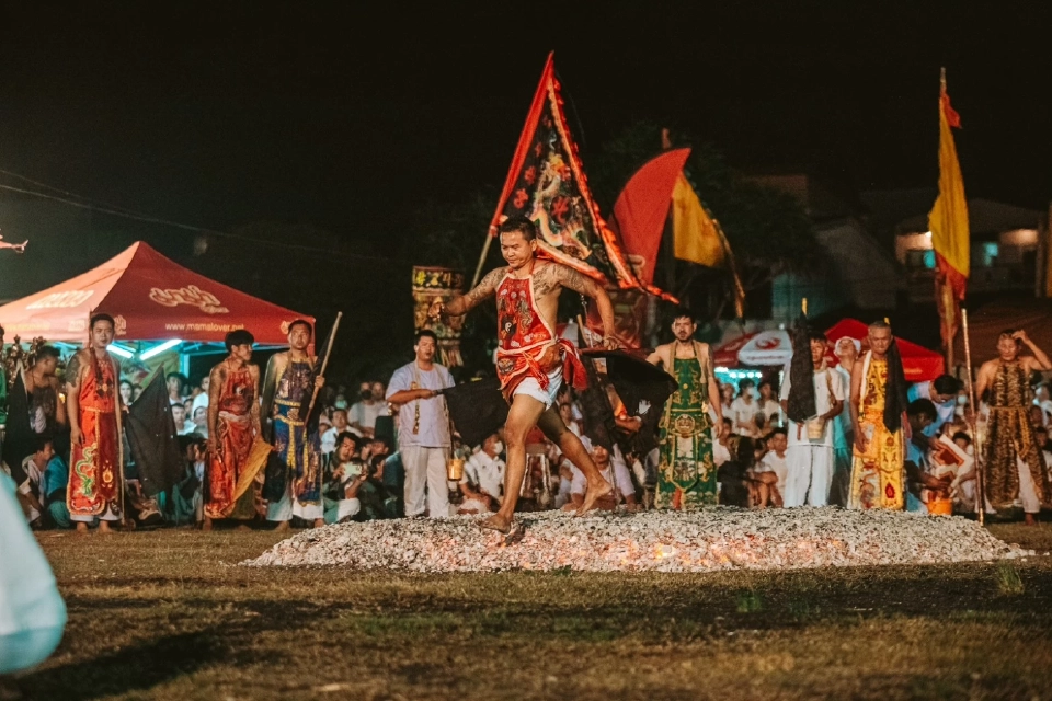 ประเพณีถือศีลกินผักภูเก็ต