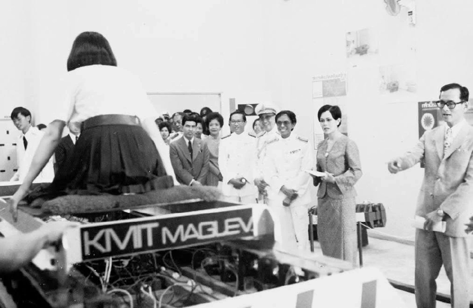 น้อมรำลึก 'สมเด็จพระพันปีหลวง' 49 ปีแห่งพระเมตตา สู่พระจอมเกล้าลาดกระบัง