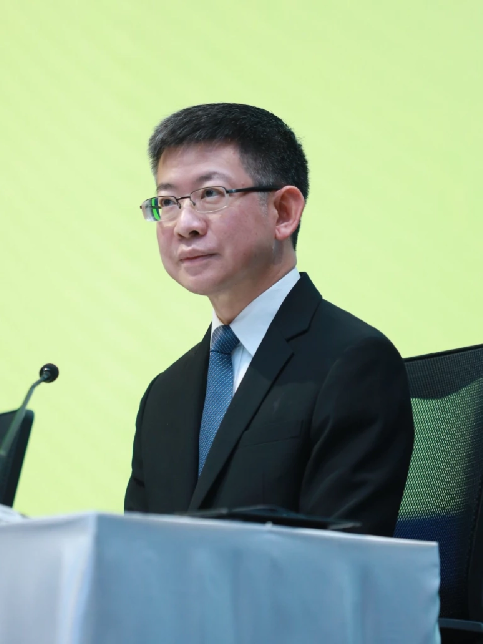 ดร.กอบศักดิ์ ภูตระกูล ประธานกรรมการ สภาธุรกิจตลาดทุนไทย หรือ FETCO