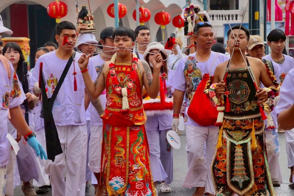 พลังแห่งศรัทธา 'ประเพณีถือศีลกินผักภูเก็ต 2568' ครบรอบ 200 ปี