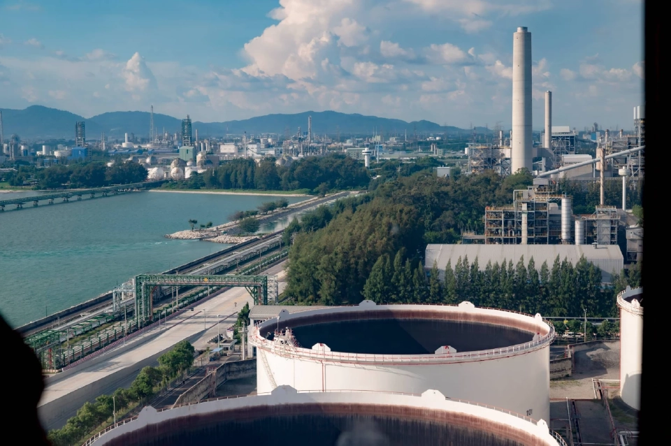 'จ่าสิงห์' ลุยตรวจท่าเรือมาบตาพุด เฟส 3 เมกะโปรเจ็กต์ EEC ถึงไหนแล้ว