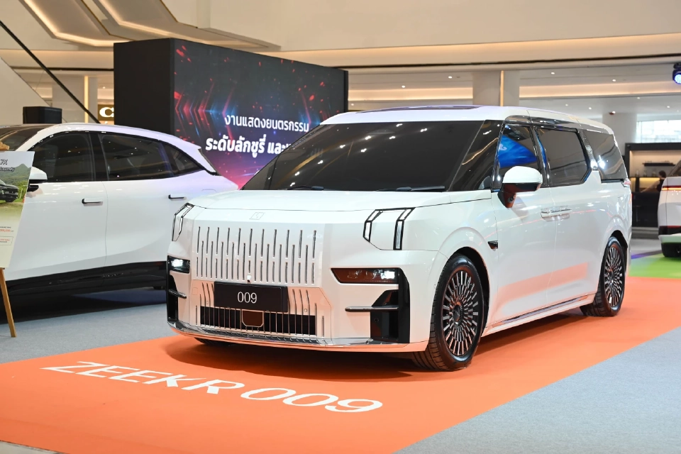 ดีลเด็ด MGC-ASIA จัดเต็มที่พารากอน กระตุ้นตลาดยานยนต์ปลายปี