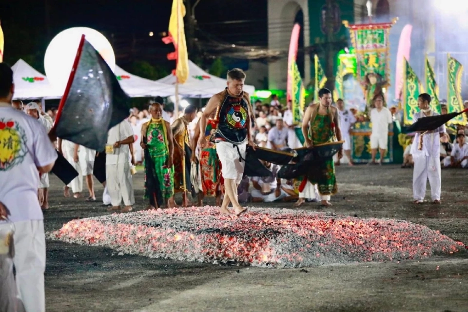 พลังแห่งศรัทธา 'ประเพณีถือศีลกินผักภูเก็ต 2568' ครบรอบ 200 ปี