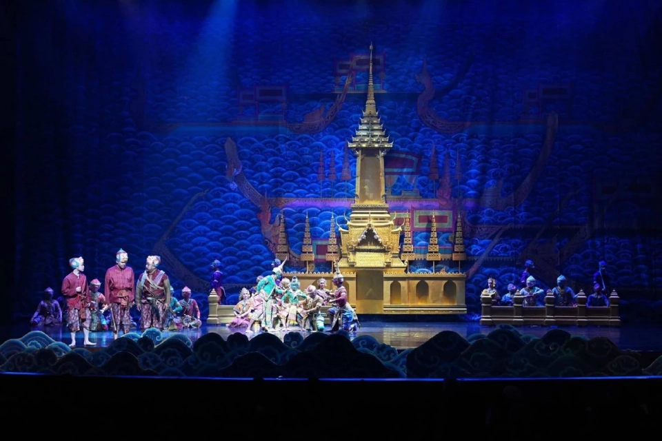 อลังการ ‘โขนสัตยาพาลี’ ธำรงนาฏศิลป์ สืบสานพระราชปณิธาน สมเด็จพระพันปีหลวง