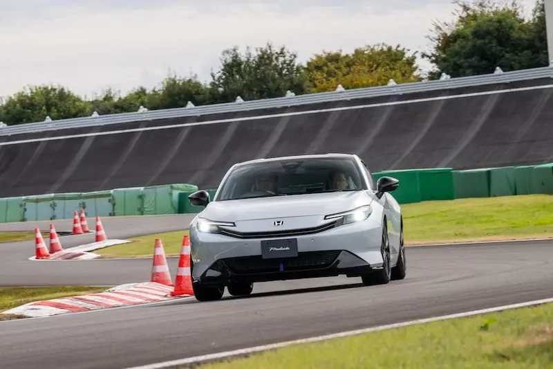 เกิดใหม่ Honda Prelude ขุมพลังไฮบริด อารมณ์คุณชายขี้เล่น