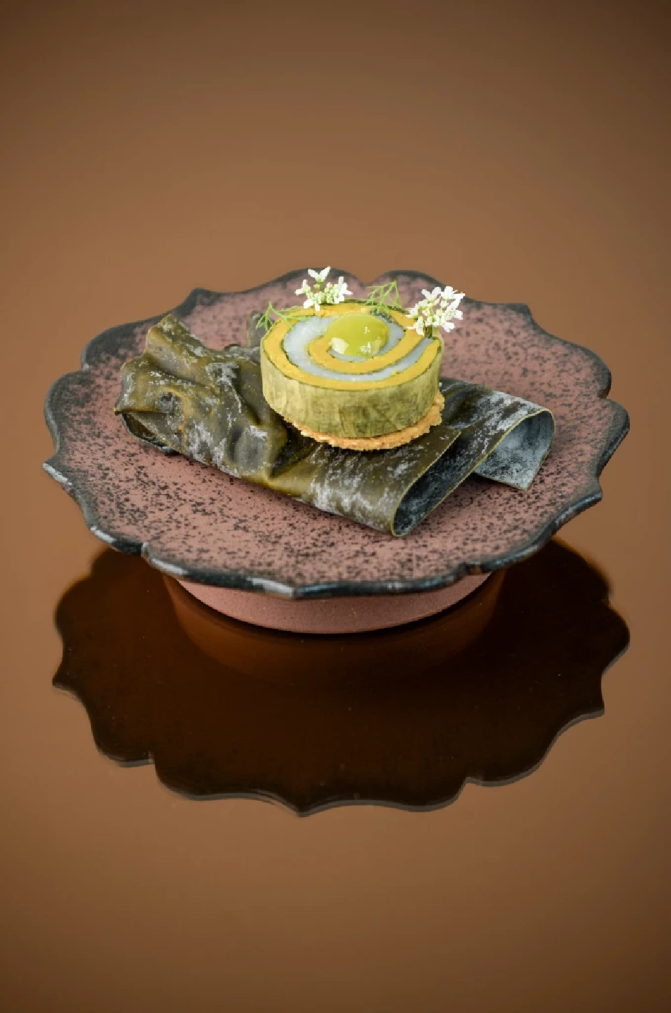 เจ๋ง! มิชลินไกด์ 2569 ยกร้านอาหาร ‘ซูห์ริง’ คว้า ‘สามดาวมิชลิน’ เป็นร้านที่ 2 ในไทย