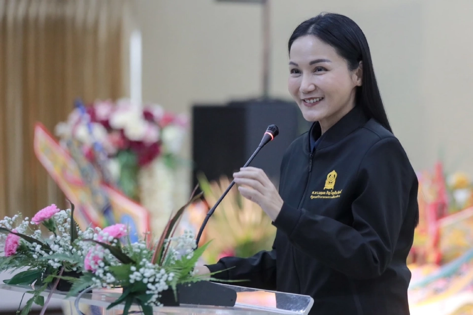 “นฤมล” ลงใต้ มอบทุนเด็กนราธิวาส–หนุน Learn to Earn เรียนไปสร้างรายได้ไป