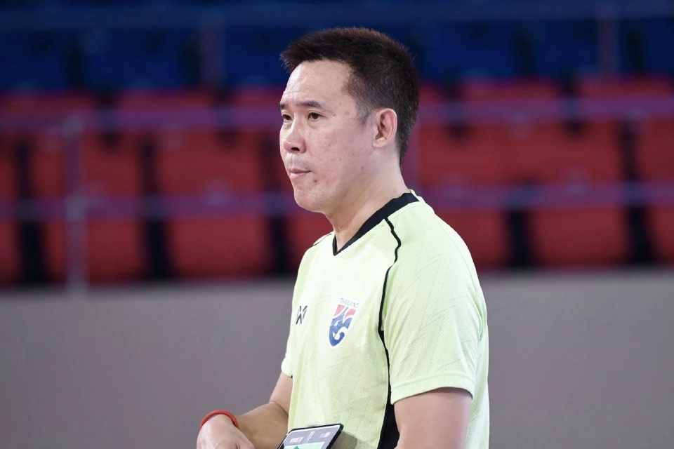 ธนาธร สันทนาประสิทธิ์ หัวหน้าผู้ฝึกสอน ฟุตซอลหญิงทีมชาติไทย