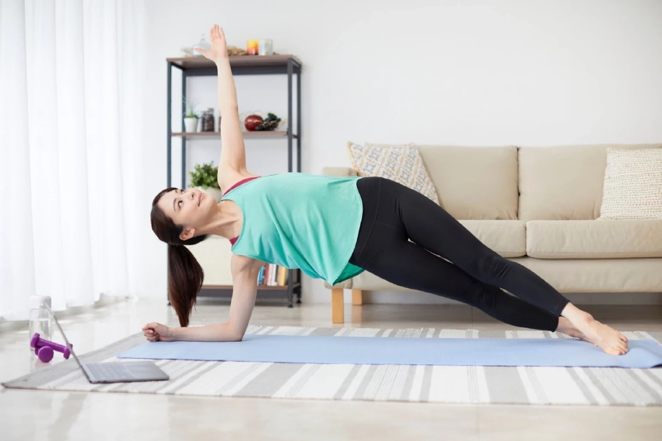 ระวัง ‘ปวดหลัง-ร้าวลงขา’ สัญญาณโรคกระดูกสันหลัง อาจรุนแรงถึงขั้นพิการ