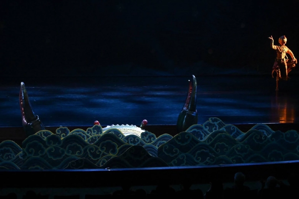 อลังการ ‘โขนสัตยาพาลี’ ธำรงนาฏศิลป์ สืบสานพระราชปณิธาน สมเด็จพระพันปีหลวง