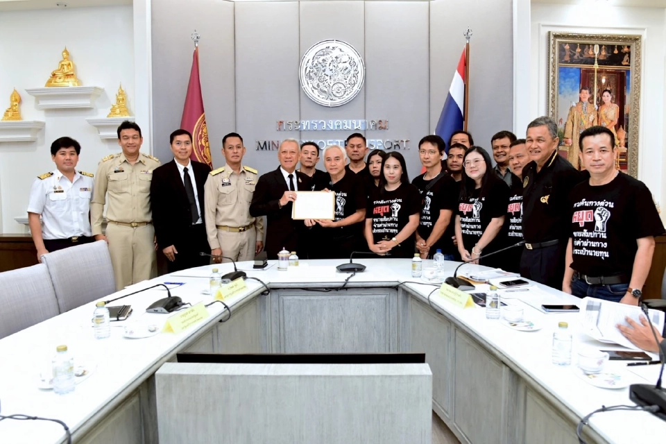 ‘พิพัฒน์’ ถกสหภาพ กทพ.เคลียร์ปมลดค่าทางด่วน 50 บาท แลกสัมปทาน