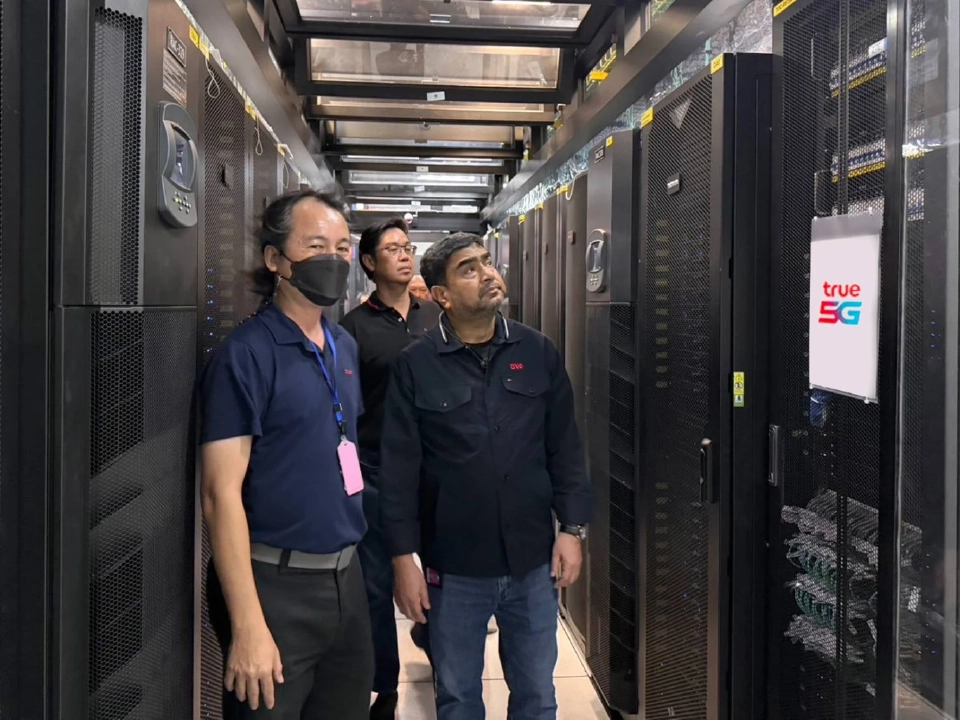 ทรู คอร์ป จัดทีมเสริมความพร้อมดูแลเครือข่ายรับมือสถานการณ์น้ำท่วม