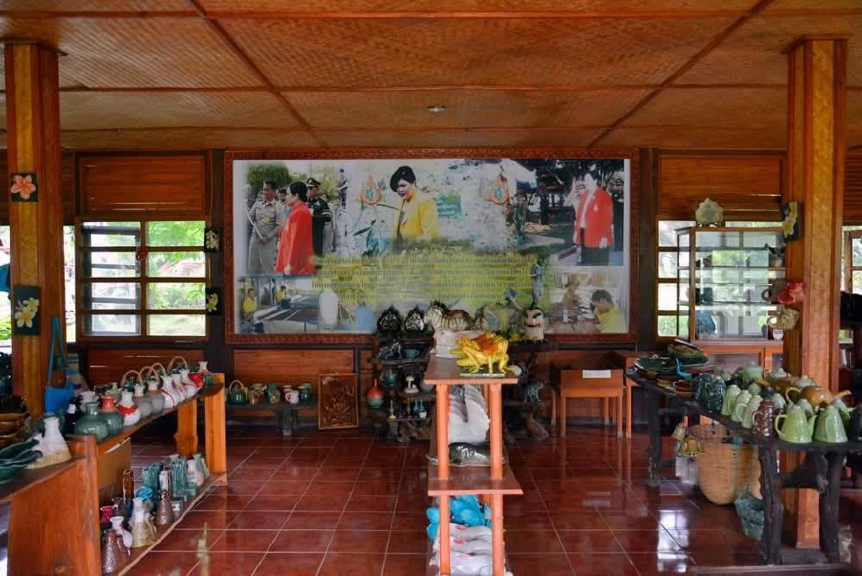 เที่ยวตามรอย โครงการพระราชดำริ 'สมเด็จพระพันปีหลวง' ปักหมุด 5 พิกัด เส้นทางศิลปาชีพ