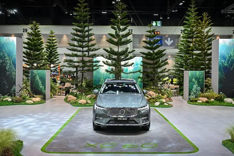 Volvo XC60 ไมเนอร์เชนจ์ ปลั๊ก-อินไฮบริด นำเข้ามาเลเซีย ราคา 3.59 ล้านบาท