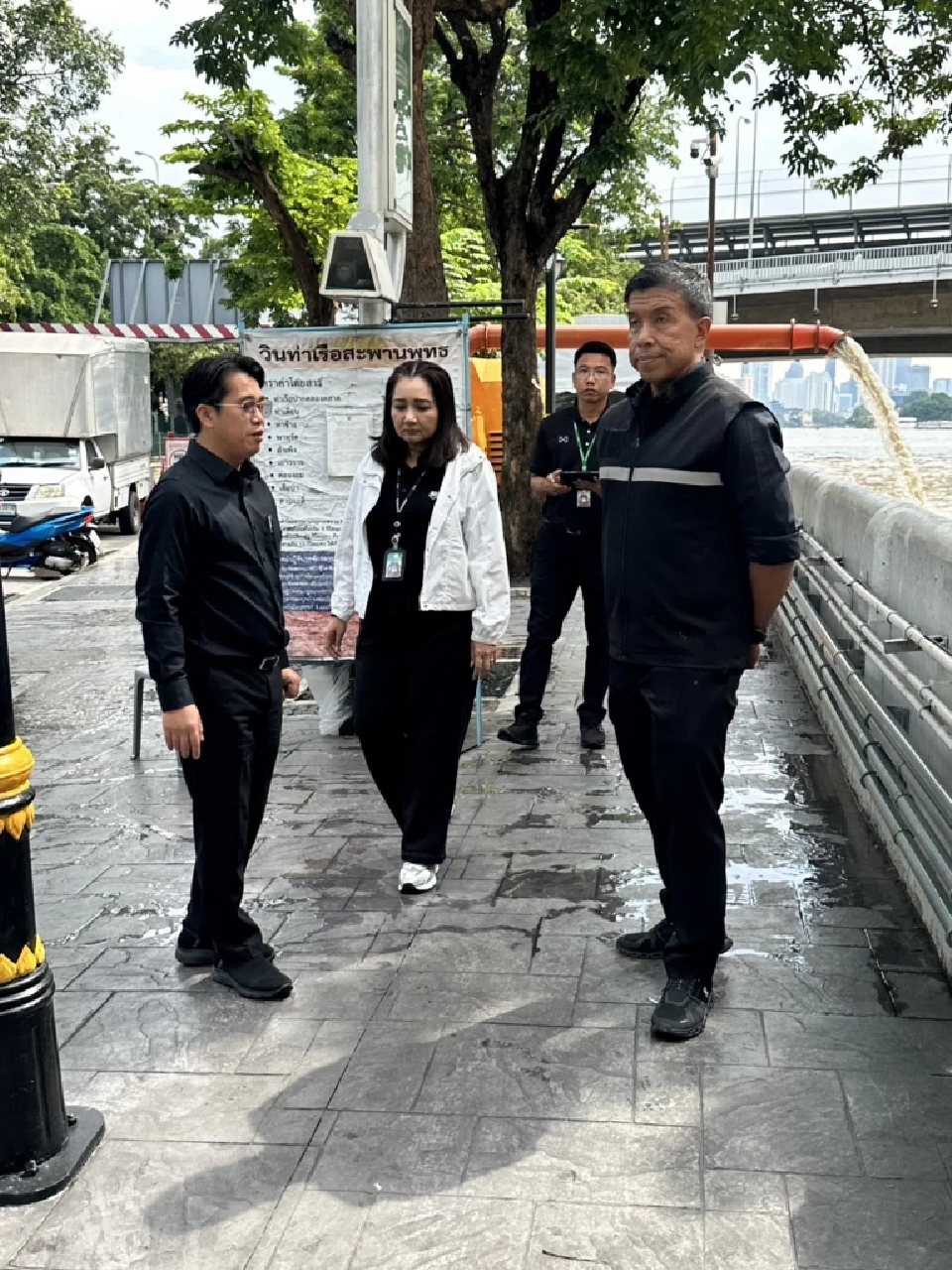 นายชัชชาติ สิทธิพันธุ์ ผู้ว่าราชการกรุงเทพมหานคร 