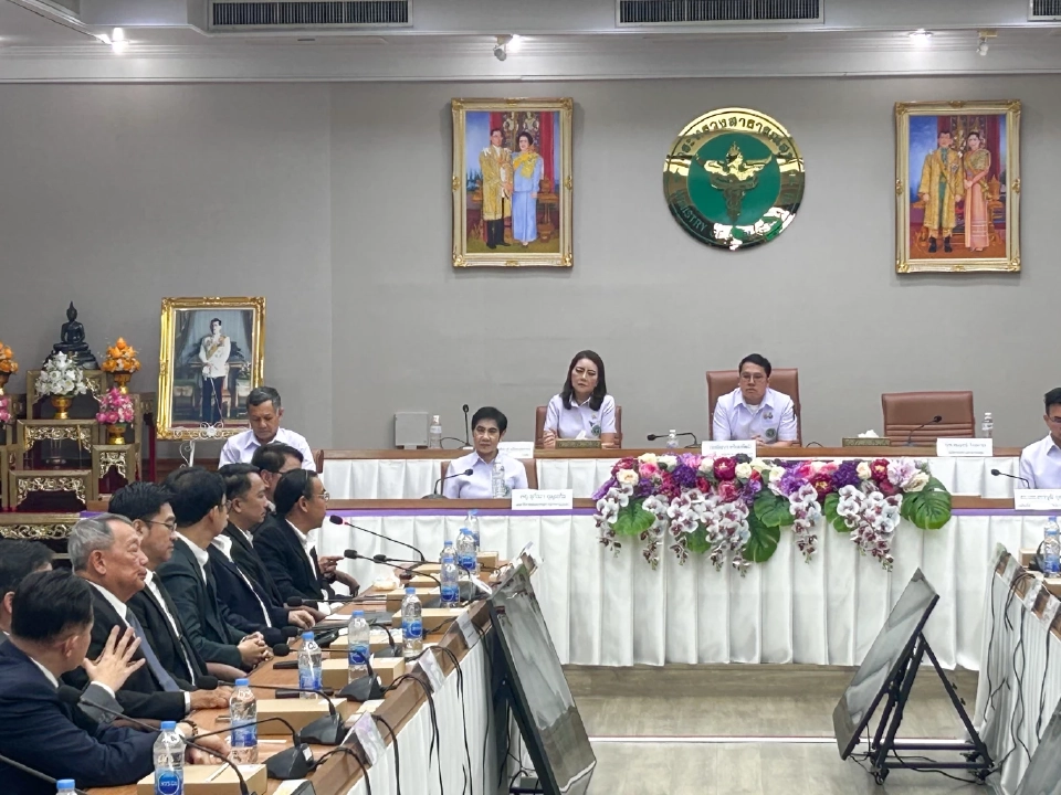 สธ. เผยตรวจยาดมสมุนไพรหลายยี่ห้อ ไม่ใช่แค่หงส์ไทย ยันไม่ได้แกล้งผู้ประกอบการ