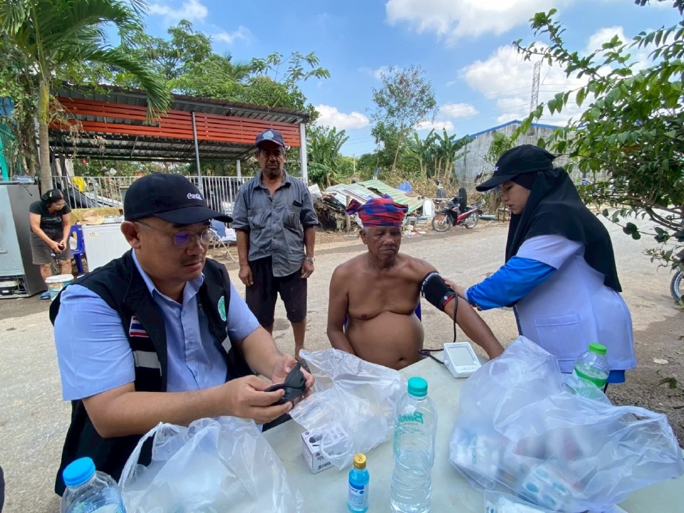'พัฒนา' สั่งเปิด รพ.สนาม เพิ่ม 2 แห่ง เร่งฟื้นฟู รพ.หาดใหญ่