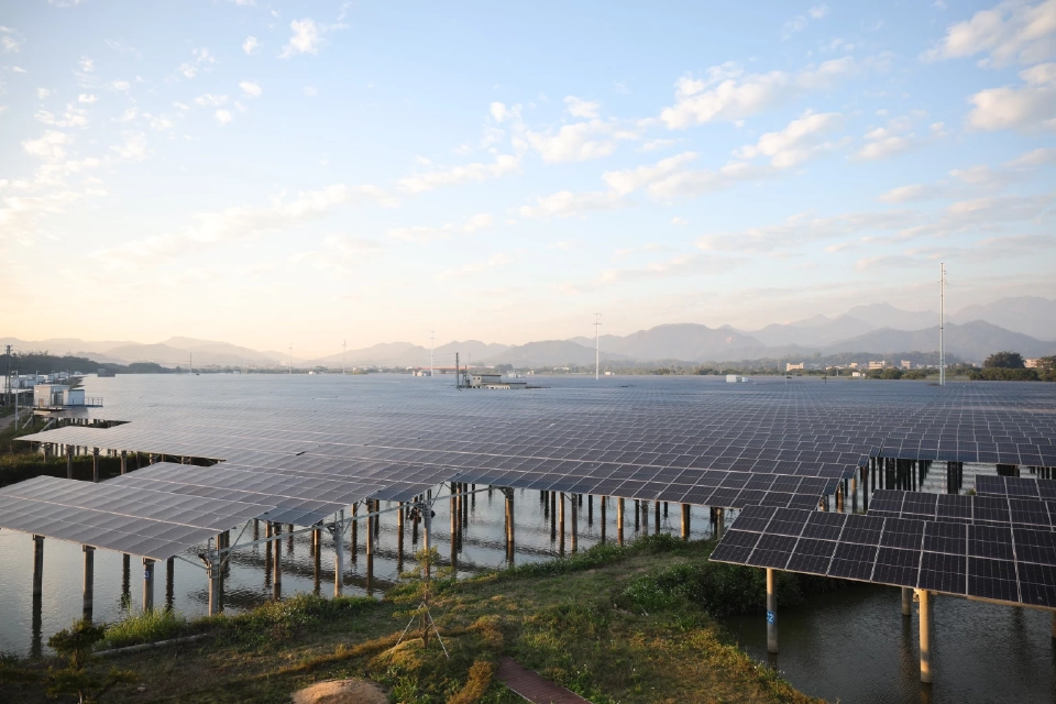 จีนเร่งเครื่องเทคโนโลยีท้าชนสหรัฐ กงสุลใหญ่เตือนไทยต้องอัปสกิลรับการแข่งขัน