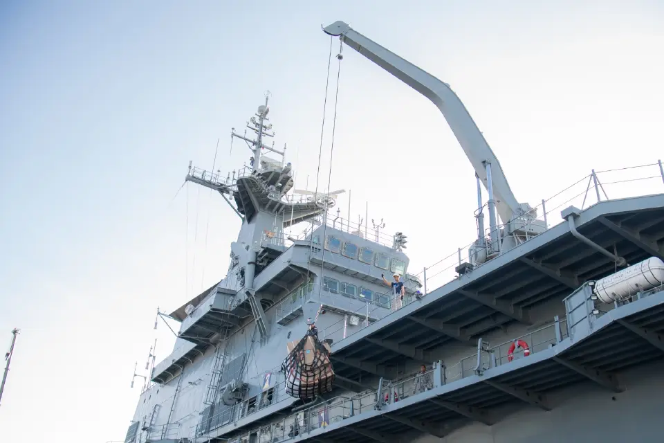 'ศุภชัย’นำทัพทีมซีพีอาสา ระดมพลังช่วยน้ำท่วมใต้ ส่งถุงกำลังใจ-อาหาร–น้ำ ช่วย 10 จังหวัดวิกฤต