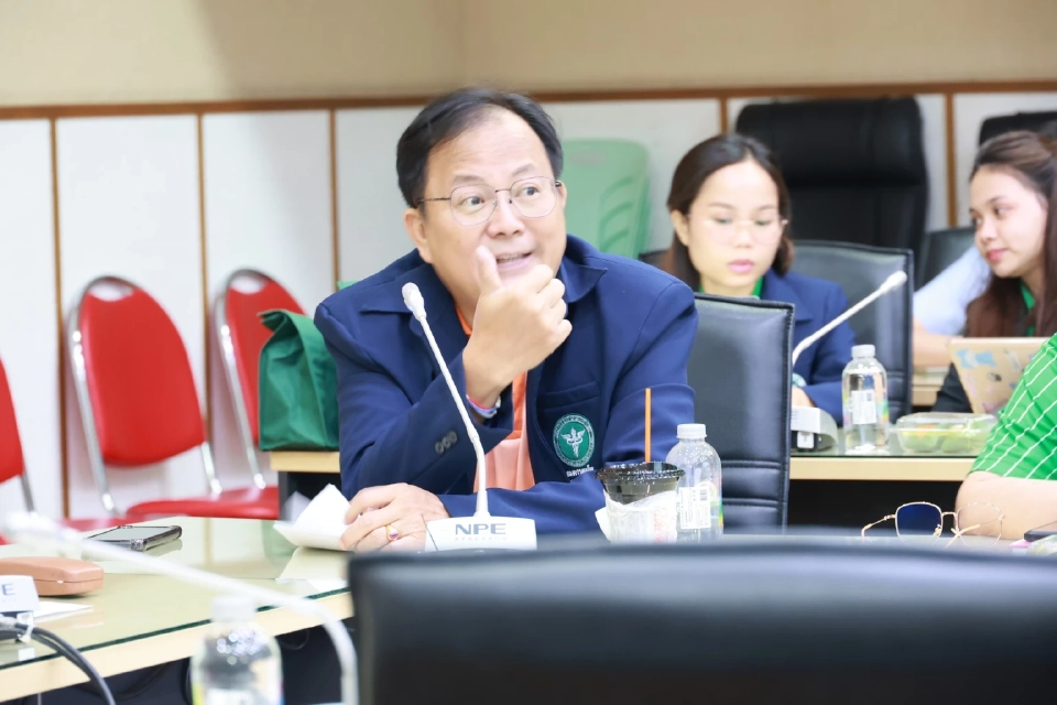 นพ.นิพนธ์ ชินานนท์เวช ผู้อำนวยการสํานักงานคณะกรรมการควบคุมเครื่องดื่มแอลกอฮอล์ กรมควบคุมโรค