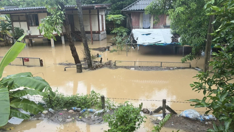 น้ำท่วมภาคใต้ ‘รฟท.’ สั่งปรับเส้นทางใหม่-หยุดเดินรถไฟท้องถิ่น 16 ขบวน