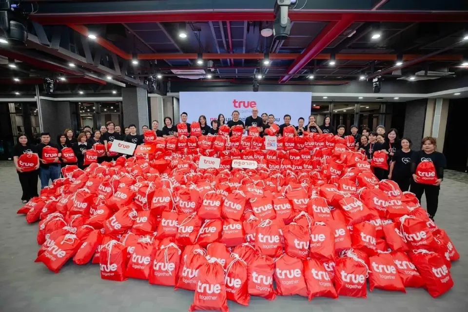 ‘TRUE’ นำโดรน รุ่น TGD25 จำนวน 20 ลำ ลำเลียงอาหาร ยา ช่วยเหลือน้ำท่วมภาคใต้