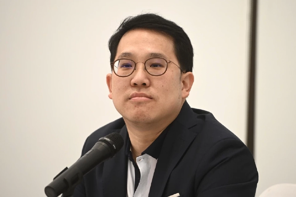 นายพัฒนา พร้อมพัฒน์ รัฐมนตรีว่าการกระทรวงสาธารณสุข