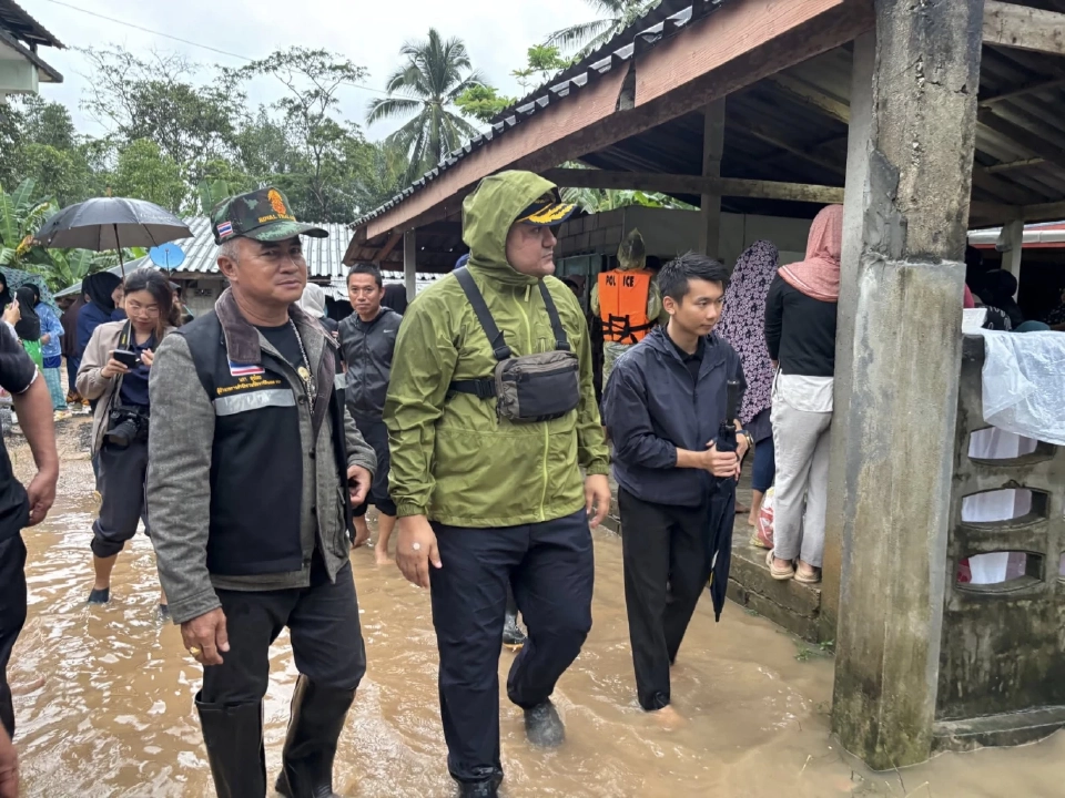 อธิบดีกรมพัฒนาที่ดินลุย! ตั้งทีมฟื้นฟูดินหลังน้ำลด ช่วยเกษตรใต้ เร่งด่วน -ทั่วถึง