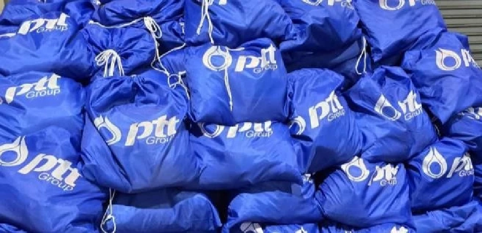 “อรรถพล”สั่งด่วนระดมช่วยผู้ประสบภัยน้ำท่วมภาคใต้ แจกถุงยังชีพ