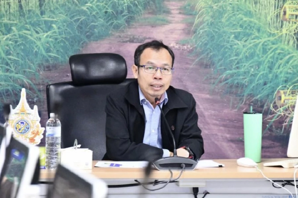 นายใบน้อย สุวรรณชาตรี เลขาธิการคณะกรรมการอ้อยและน้ำตาลทราย (สอน.)