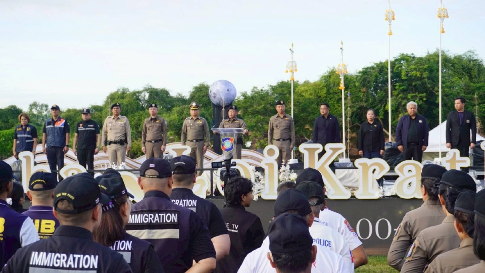 ตำรวจท่องเที่ยวจัดกำลังดูแล \"ลอยกระทง\" ปลอดภัย สืบสานประเพณีไทย