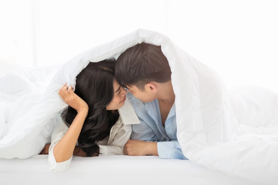 วัยรุ่นไทยติดเทรนด์ ‘เซ็กส์ไม่ป้องกัน’ ดันยอดติดเชื้อ HIV พุ่ง 5.8 แสนคน