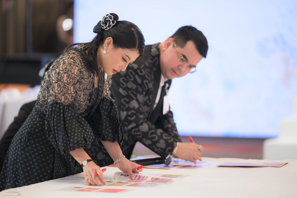 สมเด็จพระเจ้าลูกเธอ เจ้าฟ้าสิริวัณณวรีฯ ทรงเป็นองค์ประธานประกวด “ผ้าลายสิริราชพัสตราภรณ์” รอบสุดท้ายทั่วประเทศ