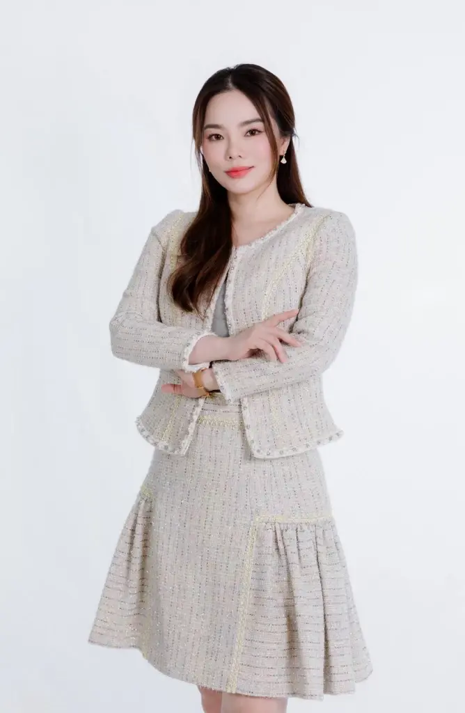 ณัฐพรรณ เหลืองวิริยะ กรรมการและรองกรรมการผู้จัดการสายงานพัฒนาธุรกิจและสื่อสารองค์กร 