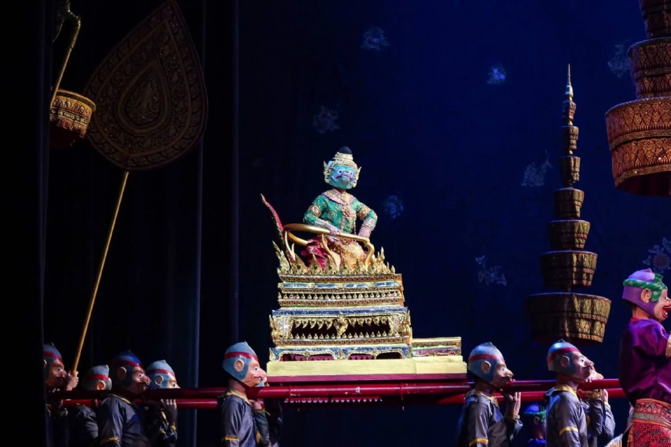 อลังการ ‘โขนสัตยาพาลี’ ธำรงนาฏศิลป์ สืบสานพระราชปณิธาน สมเด็จพระพันปีหลวง