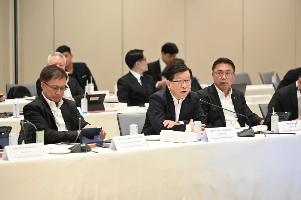 กกร.ปรับคาดการส่งออกปี 2568 โต 9-10% คงจีดีพี 1.8-2.2% หดเงินเฟ้อ