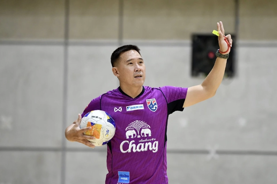 “โค้ชโอ” ธนาธร สันทนาประสิทธิ์ 