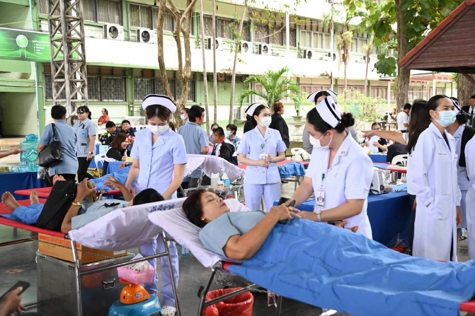 รมว.สาธารณสุข เดินหน้ายกระดับ อสม. 1 หมื่นคน สู่ ผู้ช่วยสาธารณสุข