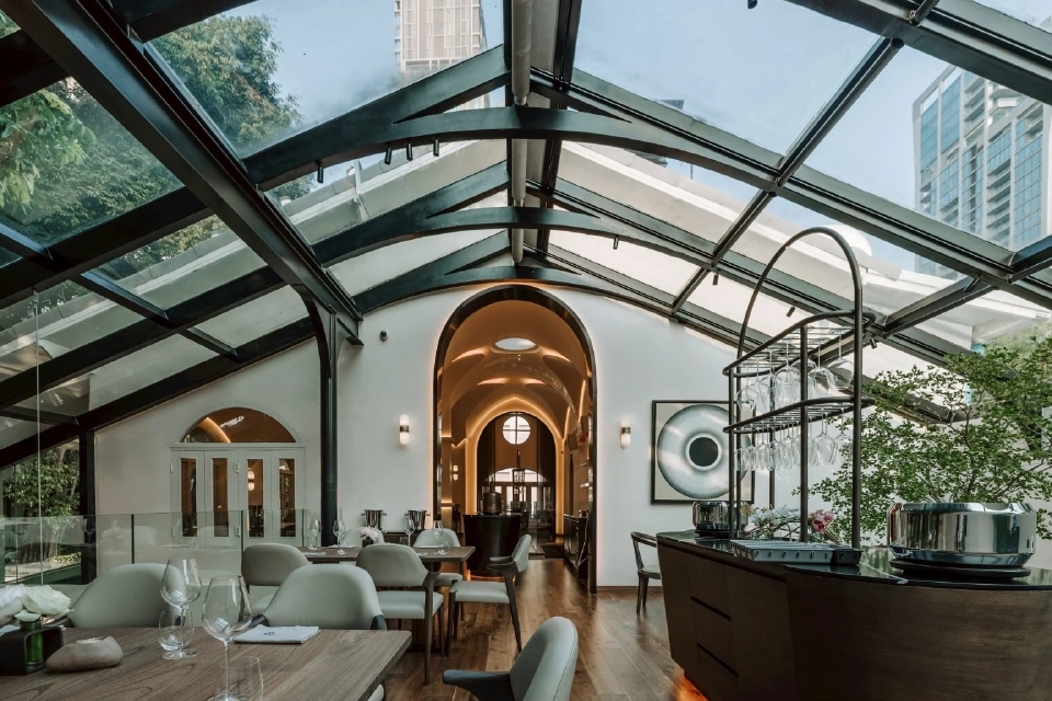 เจ๋ง! มิชลินไกด์ 2569 ยกร้านอาหาร ‘ซูห์ริง’ คว้า ‘สามดาวมิชลิน’ เป็นร้านที่ 2 ในไทย