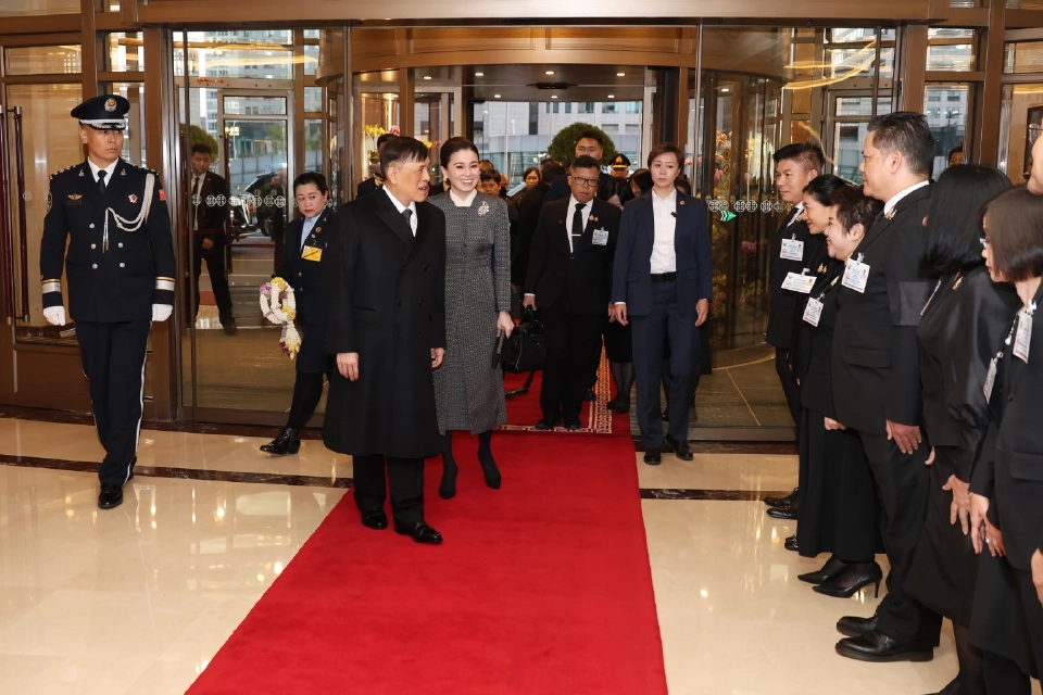 ในหลวง-พระราชินี เสด็จฯเยือนสาธารณรัฐประชาชนจีนอย่างเป็นทางการ