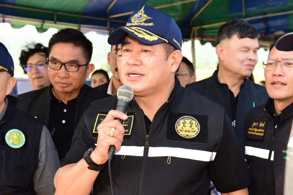 ‘อนุทิน-ธรรมนัส’ บินด่วนหาดใหญ่! กู้วิกฤตน้ำท่วม เร่งช่วยประชาชน