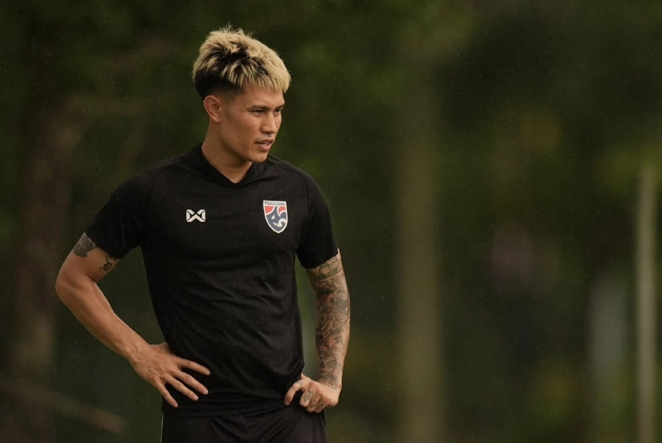 ศุภนันท์ บุรีรัตน์ แบ็คขวาจากสโมสร การท่าเรือ เอฟซี